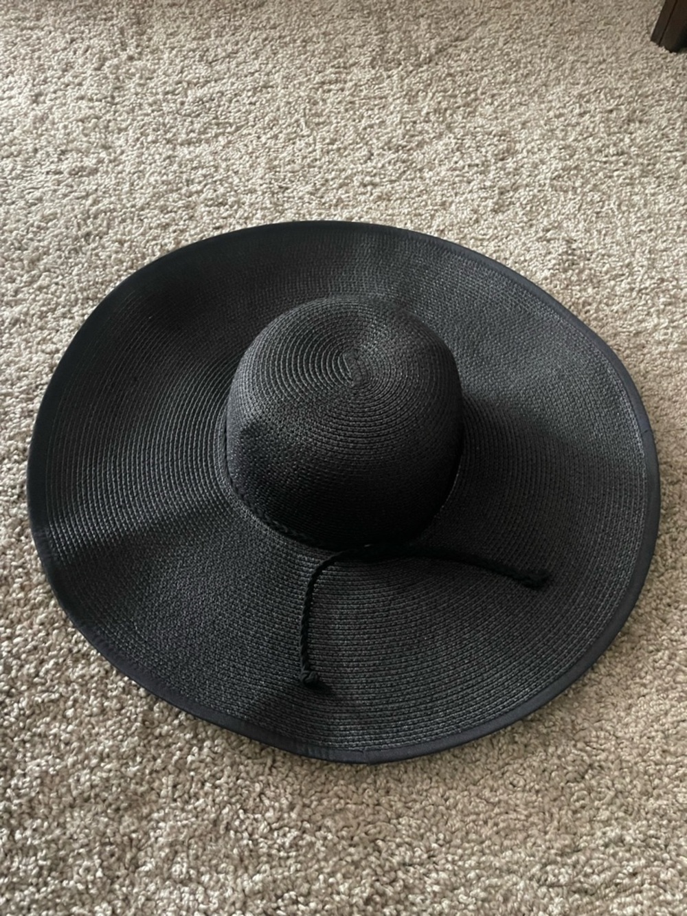 Classic Wide-Brim Sun Hat - Black